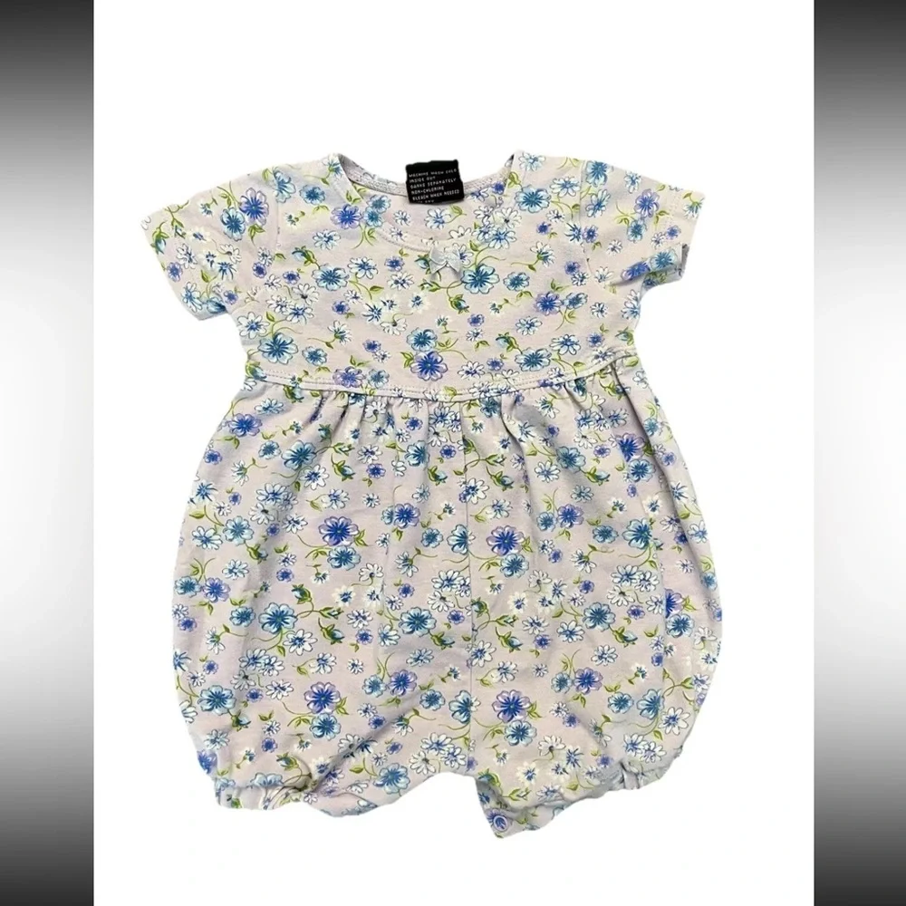 Children’s Place lavender floral bubble, size 6-9m, EUC, snaps at bottom-Vintage